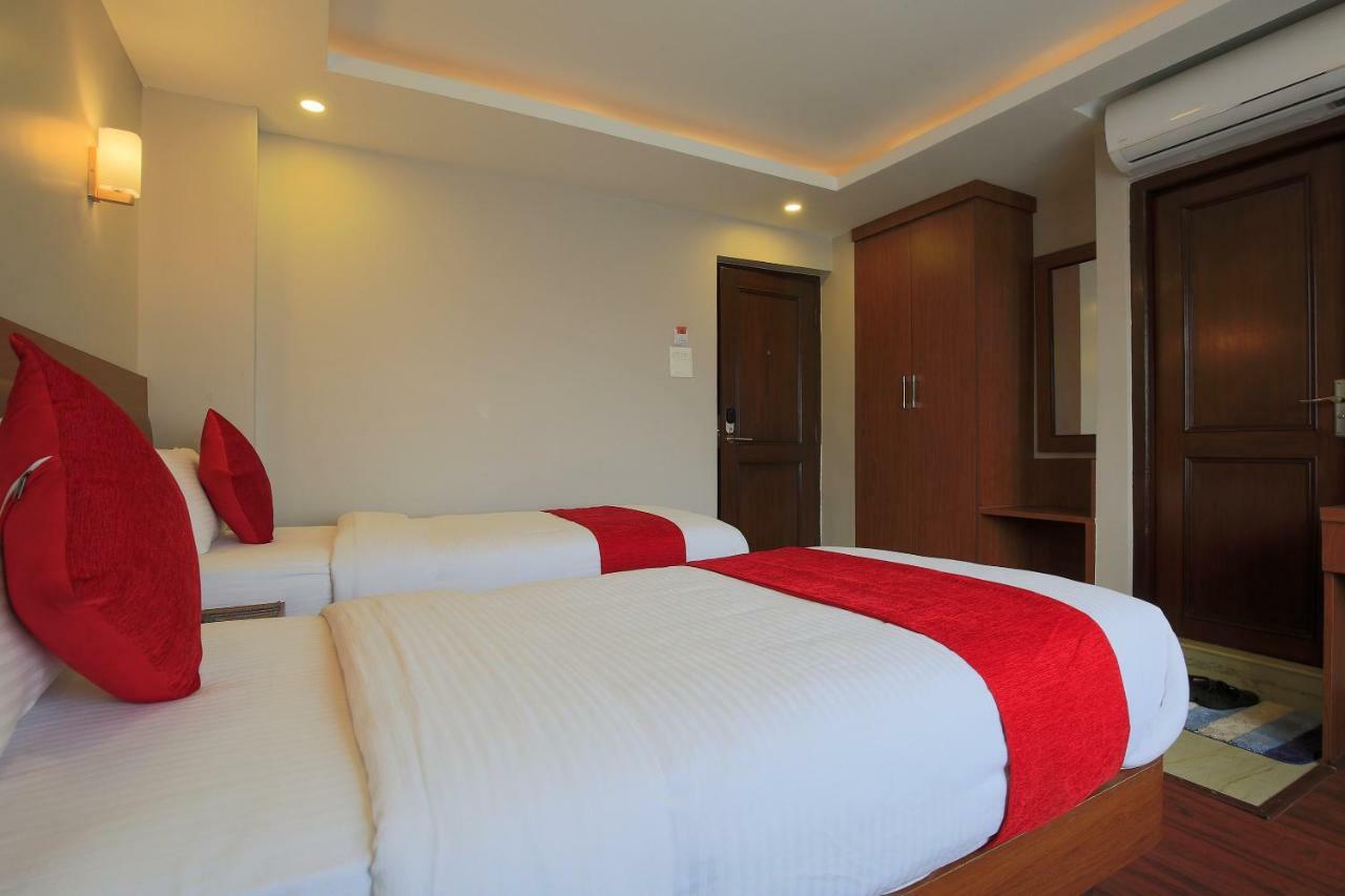 Oyo 453 Hotel Gurkha Heritage Kathmandu Exterior photo